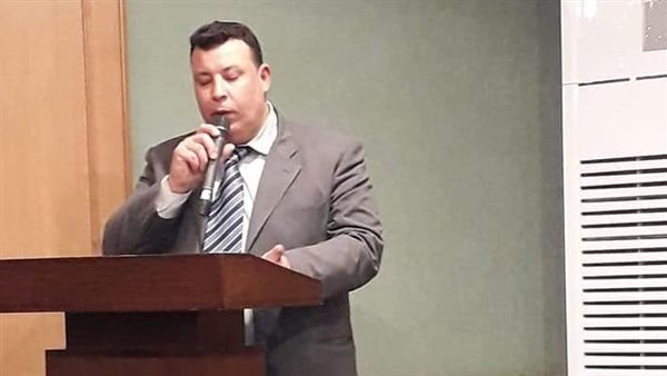 الشاعر مصطفى إبراهيم