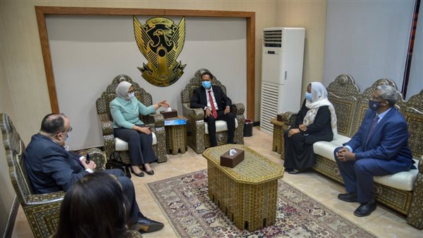 وزيرة الصحة