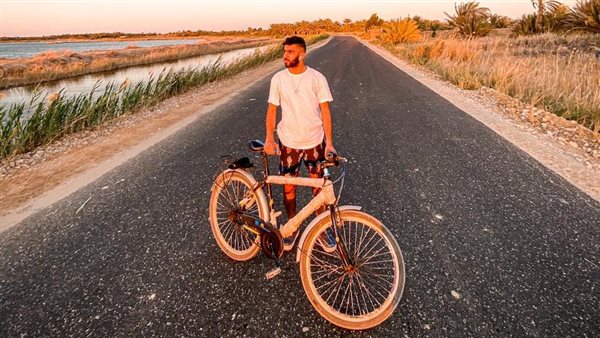 الرحالة مصطفي الديب