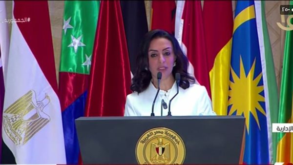  مايا مرسي رئيس المجلس