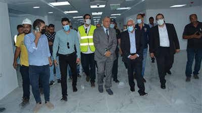 محافظ بورسعيد يتابع أعمال مشروع مول الفرما.. ويؤكد: جاهز للتشغيل 