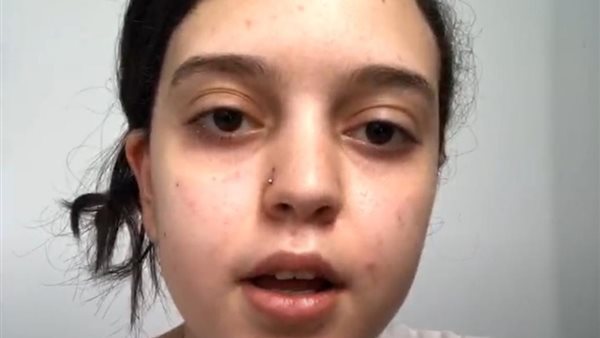 طالبة ثانوية عامة