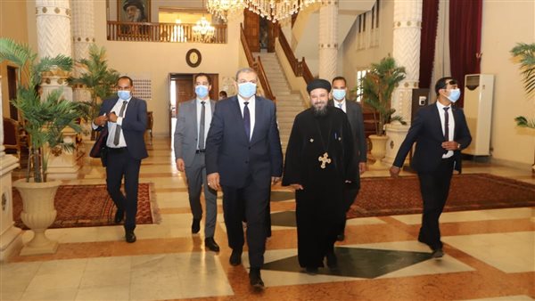 وزير القوى العاملة