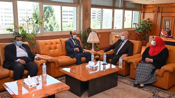 رئيس جامعة الفيوم