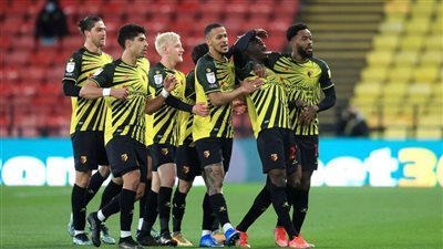 بـ10 لاعبين.. واتفورد يسقط أمام نوريتش بثلاثية في الدوري الإنجليزي