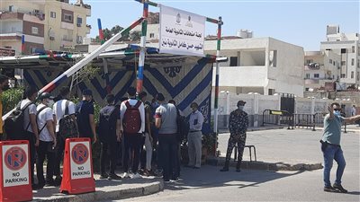 انتظام الامتحانات بلجان الثانوية العامة في البحر الأحمر (صور)