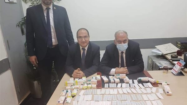 رجال الجمارك بعد