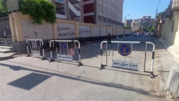 من أمام لجان الثانوية