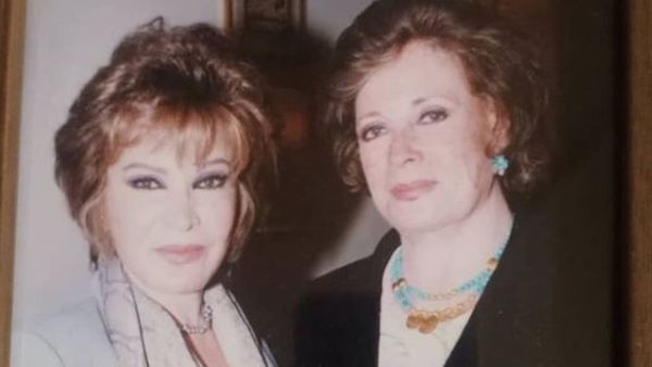 صفية العمري وجيهان