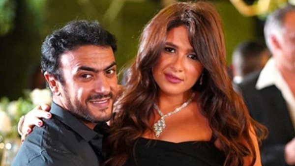 ياسمين عبد العزيز