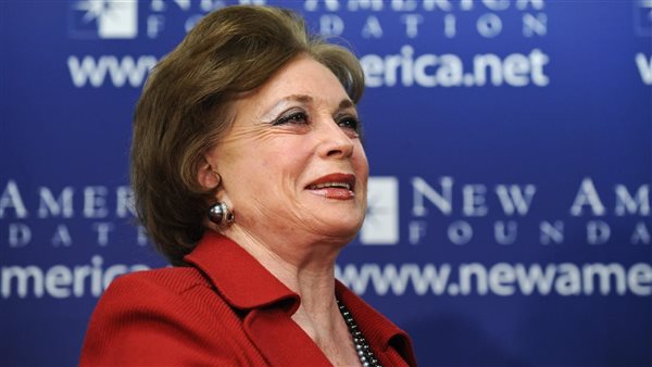 جيهان السادات 