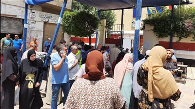 شكاوى بين طلاب الثانوية العامة في البحيرة بشأن امتحان اللغة العربية