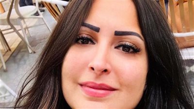 بسبب جائحة كورونا.. مصرية تطلق مشروع للعناية بالأطفال وكبار السن (صور)