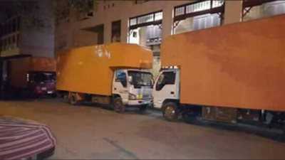 تشييع جثمان عريس وصديقه سقطا عليهما ونش في الإسكندرية (صور)