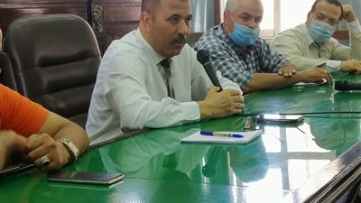 رئيس مدينة المنيا يوجه بسرعة تنفيذ ملفات النظافة ورفع الإشغالات