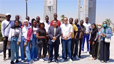 تحت شعار ادرس.. إدارة الوافدين بجامعة حلوان تنظم رحلة إلى ركن فاورق (صور) 