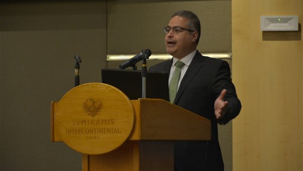 الدكتور أشرف بهي