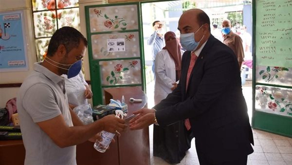 محافظ أسوان بتفقد