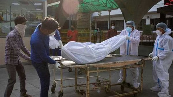 وفاة امرأة مصابة