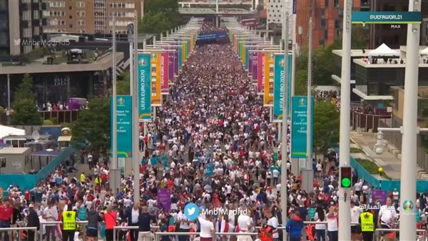 جماهير إنجلترا قبل