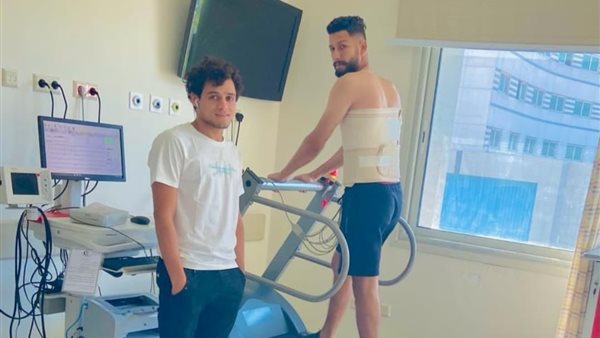 محمد سيد مزيكا يخضع