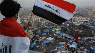 محلل عراقي: بعض السياسيين يمارسون الإرهاب من أجل إفشال حكومة الكاظمي