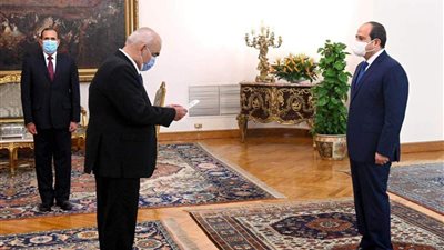 السيسي يشيد بهيئة قضايا الدولة كمؤسسة ترسخ للعدالة