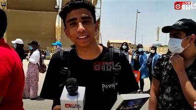 جمهور أحمد يونس في معرض الكتاب يتحدث عن كتاباته (فيديو)