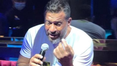 حسام الجريدلي يقدم ماجد المصري في سهرة صيفية بدبي (فيديو)