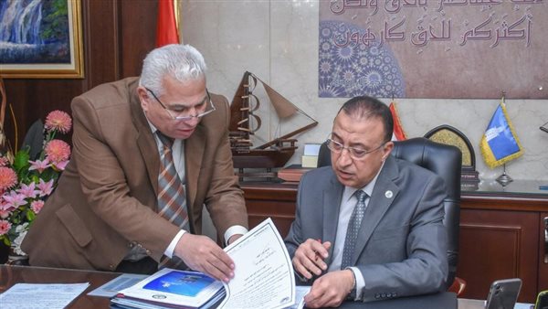 محافظ الإسكندرية