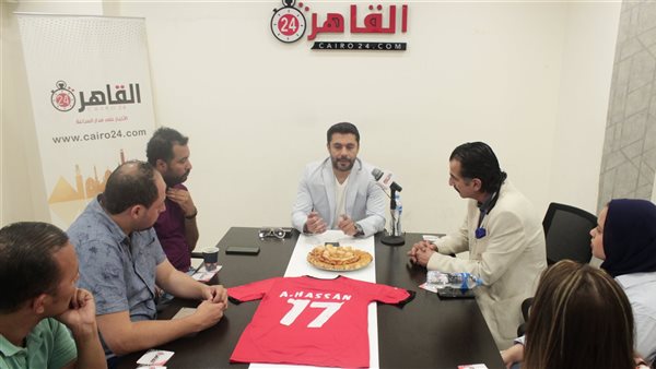  أحمد حسن في ندوة