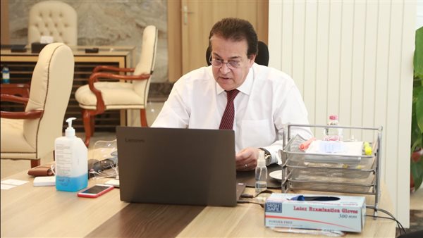 الدكتور خالد عبد