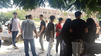 غرفة عمليات امتحانات الثانوية العامة بالقليوبية تعلن غياب 64 طالبًا في امتحانات اليوم