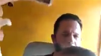 شقيق المعتدى عليه بقطار المنوفية يكشف حقيقة تقديم بلاغ ضد الكمساري 