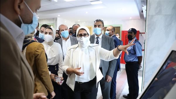 وزيرة الصحة تتفقد