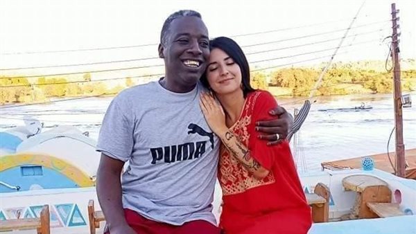 صابر عسكر ومانو الفرنسية