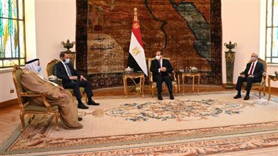 السيسي يتلقى رسالة من أمير الكويت بشأن العلاقات الثنائية بين البلدين 
