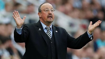 رسميا.. إقالة رافا بينيتيز من تدريب إيفرتون