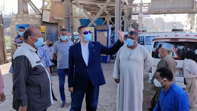منها تجهيز المجازر.. محافظ المنيا يتابع جهود الوحدات المحلية بمختلف القطاعات الخدمية