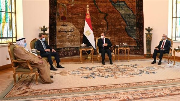 السيسي ورئيس مجلس