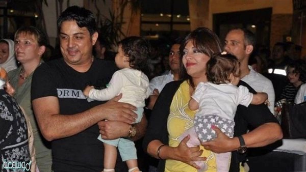 هالة صدقي وزوجها