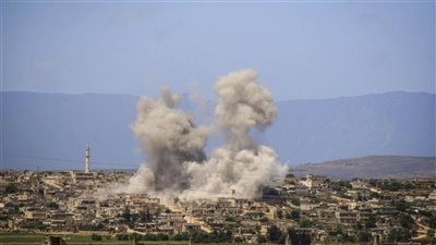 المرصد السوري يعلن مقتل 8 مدنيين بريف إدلب في قصف لقوات النظام