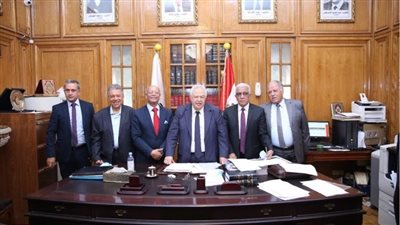 تمهيدًا لافتتاحه.. نقيب المحامين يوافق على توصيل المرافق للمقر الجديد لنقابة بورسعيد