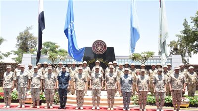 وزير الدفاع والإنتاج الحربي يشهد المرحلة الرئيسية لمشروع مراكز القيادة التعبوي