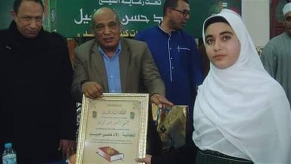 الطالبة المتوفاه