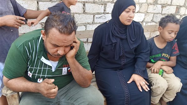 والدى طفل القلج المقتول