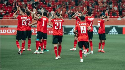 كيف قدم الأهلي التهنئة للإسماعيلي بالفوز ببطولة إفريقية قبل زمن السوشيال ميديا؟ (صورة) 