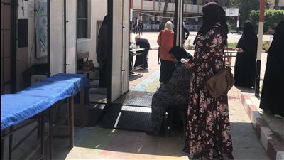 تعرض طالبة لحالة إعياء أثناء أداء امتحان الكيمياء بكفر الشيخ ونقلها للمستشفى 