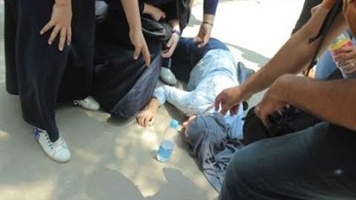 الإصابة الثالثة.. إصابة طالبة بحالة إغماء أثناء أداء امتحان الكيمياء بكفر الشيخ 