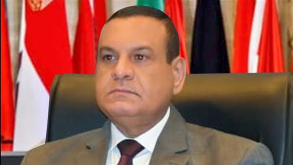 محافظ البحيرة اللواء